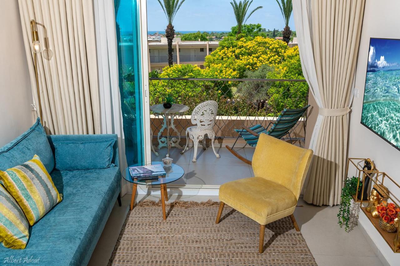Mina'S Suites - קיסריה Exterior foto