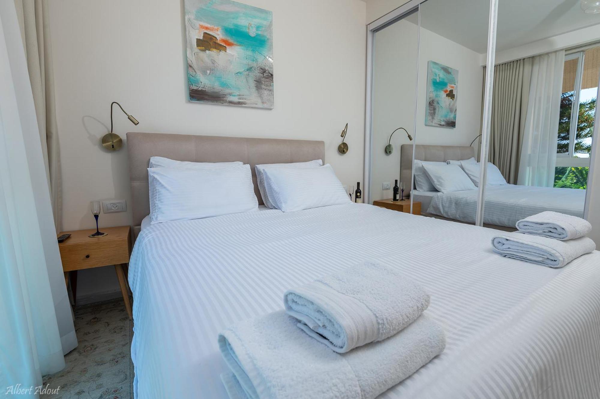 Mina'S Suites - קיסריה Exterior foto